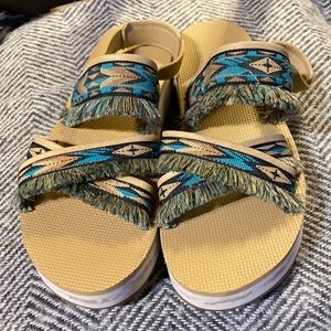 Teva sandals women size 11
